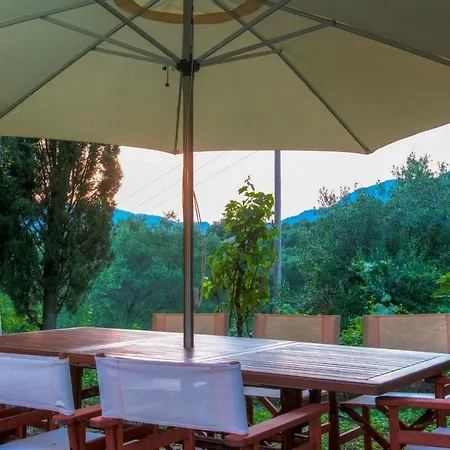 Brigadoon Corfu Case de vacanță Agios Ioannis Peristerion
